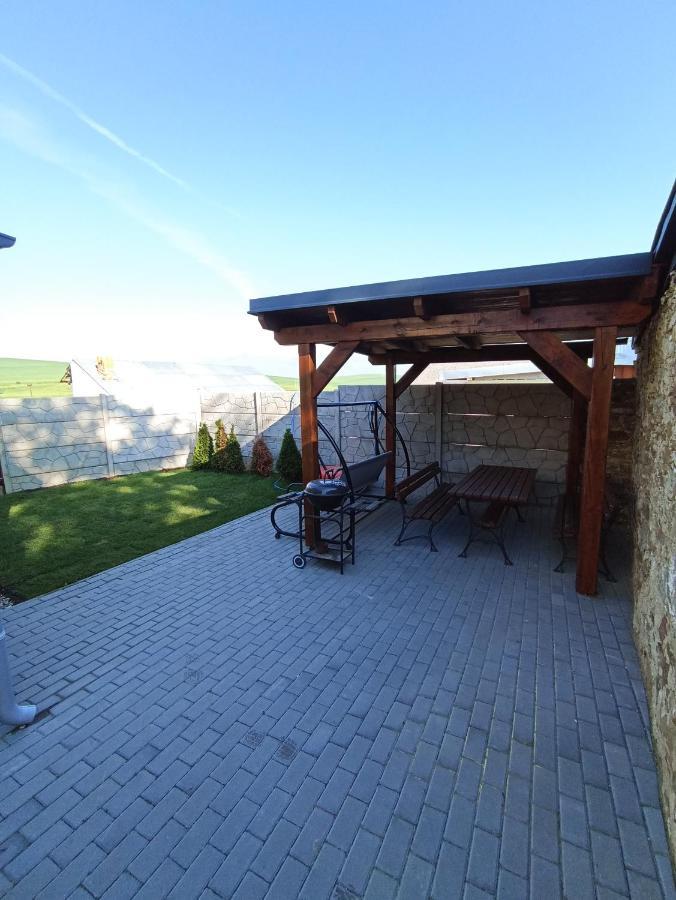 Apartman Julrich Vrbov Exterior photo