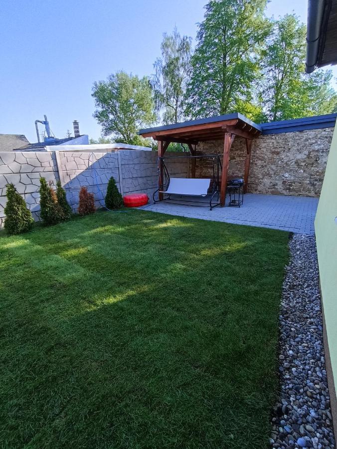 Apartman Julrich Vrbov Exterior photo
