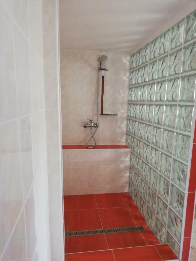 Apartman Julrich Vrbov Exterior photo