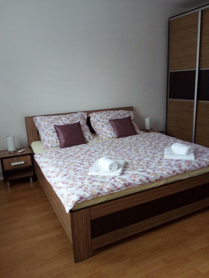 Apartman Julrich Vrbov Exterior photo